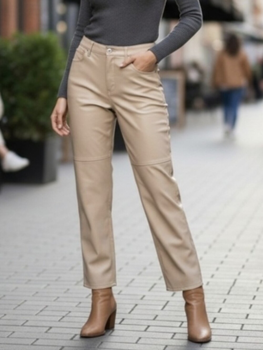 Gap Women's Minimalist Tan Cheeky Straight High Rise Faux Leather Pant Size 18